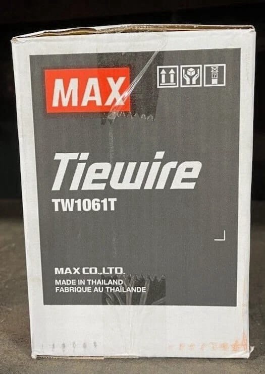 Steel lasting wire model TW106T of MAX brand. 10 boxes with 30 roll of wire each