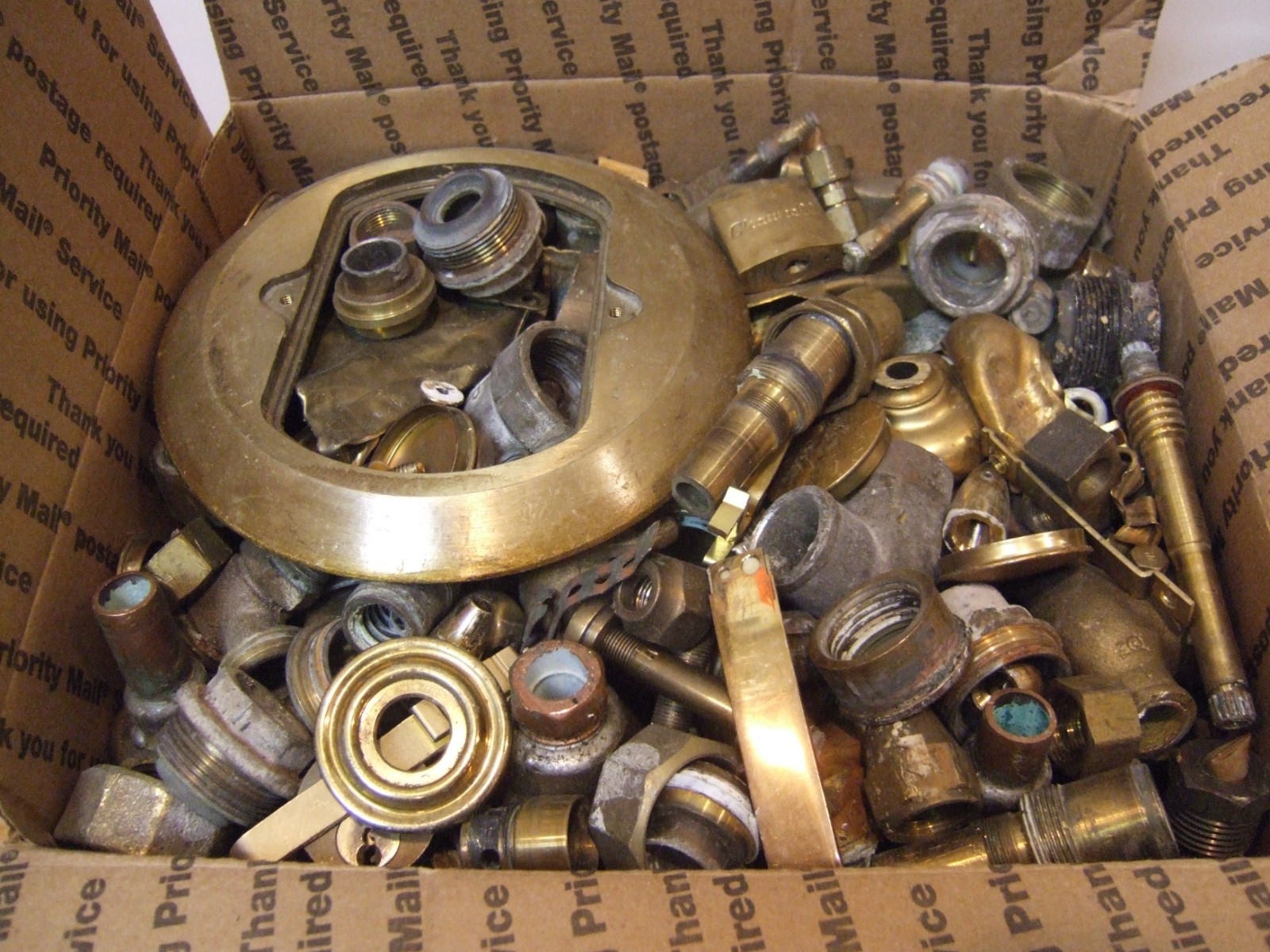 33 Pounds Scrap Brass Metal Yellow Recovery Recycle