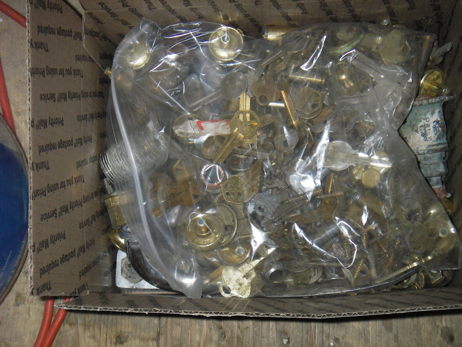 Lot 27 lbs: Brass/Bronze/Copper Scrap Pieces. Melting,Recycling.Salvage.