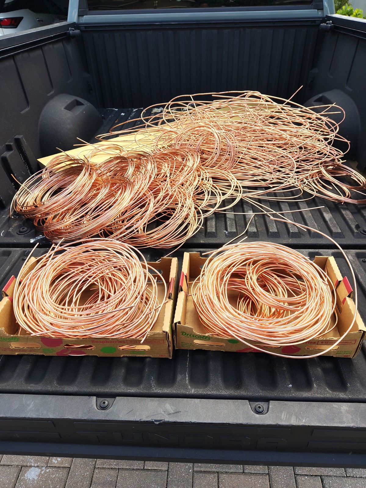 30 lbs Bare Bright Clean Copper Scrap Metal. 4 Or 6 Gauge, 6″-12″