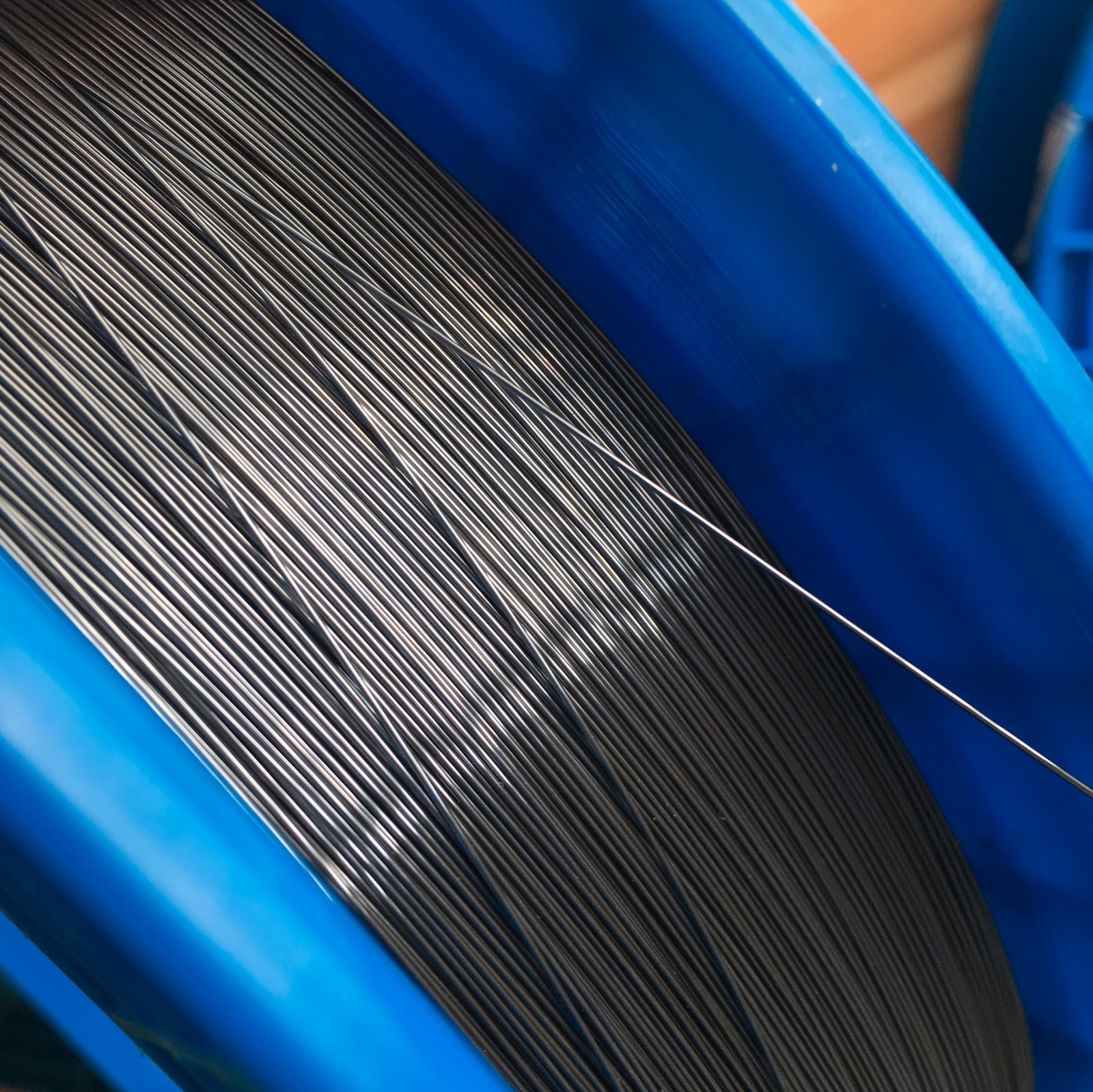 Nitinol shape memory alloy wire 1 mm (0.04″), 40 ºC Af (104 ºF), by the foot
